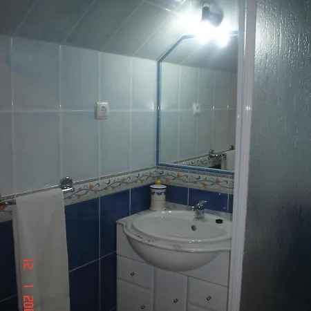 Gasthof Dinas Guesthouse Lagos