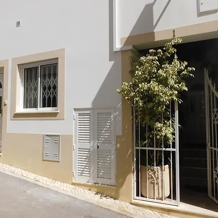 Dinas Guesthouse Gasthof Lagos