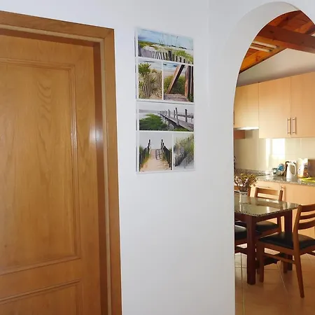 Dinas Guesthouse Gasthof 3*