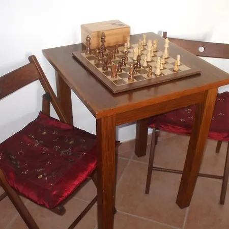 Dinas Guesthouse Lagos