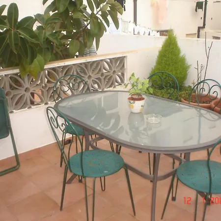 Dinas Guesthouse