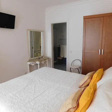 Guest house Dinas Guesthouse