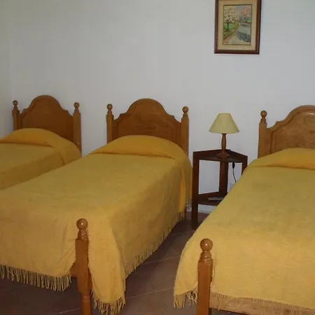 Dinas Guesthouse