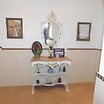 Dinas Guesthouse